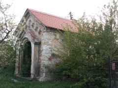 pohled zepředu zprava