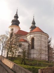 pohled zezadu zprava
