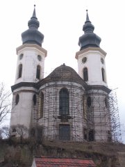 průčelí kostela