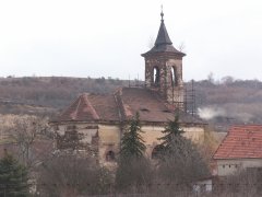 pohled zezadu zleva