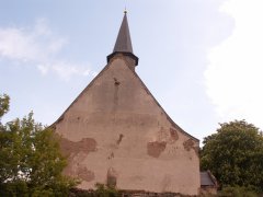průčelí kostela