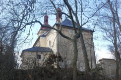 pohled zezadu zprava