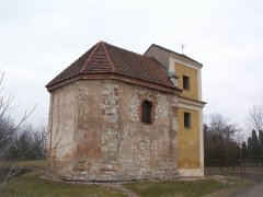pohled zezadu zleva