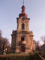 průčelí kostela