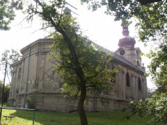 pohled zezadu zleva