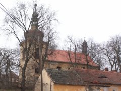 pohled zepředu zprava