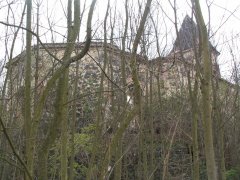 pohled zezadu zleva