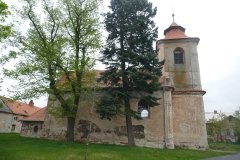 pohled zleva