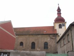 pohled zleva