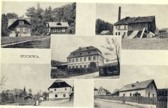 dobová pohlednice vsi s kaplí (vlevo dole)