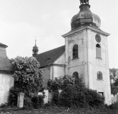 starší foto kostela
