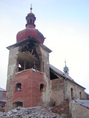 pohled zepředu zprava