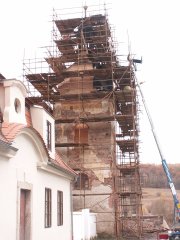 pohled zleva