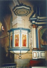 pohled do interiéru - kazatelna