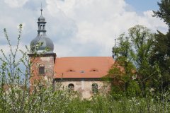 pohled zprava