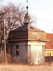 pohled zezadu zprava