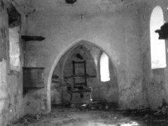 vyrabovaný interiér