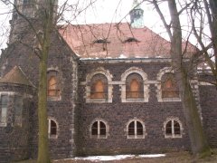 pohled zprava