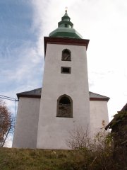 průčelí kostela