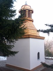 pohled zezadu zleva