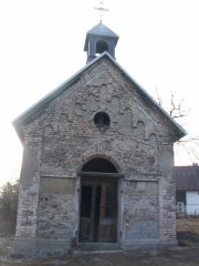 průčelí kaple