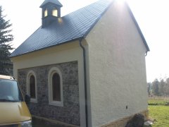 pohled zezadu zprava