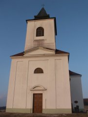 průčelí kostela