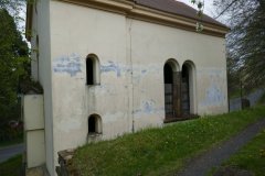 pohled zprava