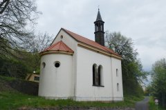 pohled zezadu zleva
