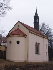 pohled zezadu zleva