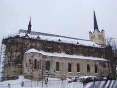 pohled zezadu zleva