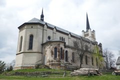 pohled zezadu zleva