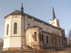 pohled zezadu zleva