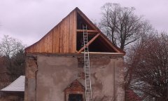 nový štít kostela