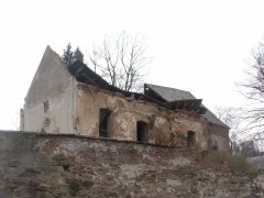 pohled zepředu zprava