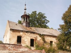 kostel před zřícením střechy