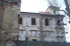 pohled zleva - oprava