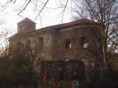 pohled zezadu zleva