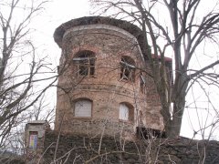 pohled zezadu zleva
