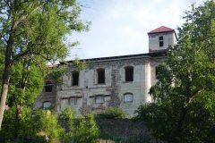 pohled zleva