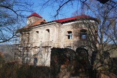 pohled zezadu zprava