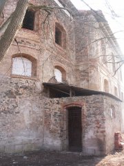 pohled zezadu zleva