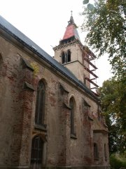 pohled zezadu zleva