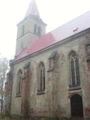 pohled zezadu zprava