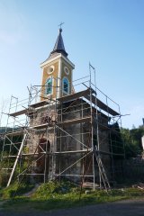 pohled zepředu zprava