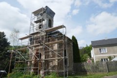 pohled zepředu zprava