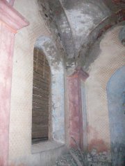 okno směrem na východ