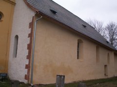 pohled na přední část zprava