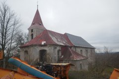 pohled zezadu zleva