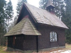 pohled zezadu zleva